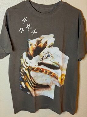 Travis Scott Gray Graphic Short Sleeve Tee with White and Gold Print